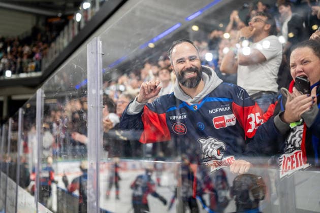 22.09.2026 - Eishockey - Saison 2026 2027 - Penny DEL - Nürnberg Ice Tigers Icetigers - Adler Mannheim - ThHa - xthxhax - Jubel, Freude bei den Fans