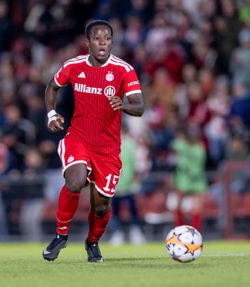 Bernadette Amani (FC Bayern Muenchen Frauen, 15) GER, FC Bayern Muenchen Frauen vs. Manchester City WFC, UEFA Womans Champions League, Ligaphase, 1. Spieltag, Spielzeit 2026 2027, 22.09.2026 (DFL DFB REGULATIONS PROHIBIT ANY USE OF PHOTOGRAPHS as IMAGE SEQUENCES and or QUASI-VIDEO). Foto: HMB Media Heike Feiner Copyright: HMBxMedia HeikexFeiner