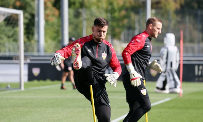 22.09.26 VfB Stuttgart Training Deutschland, Stuttgart, 22.09.2026, Fussball, Bundesliga, Saison 2026 2027, VfB Stuttgart Training: Dennis Seimen.