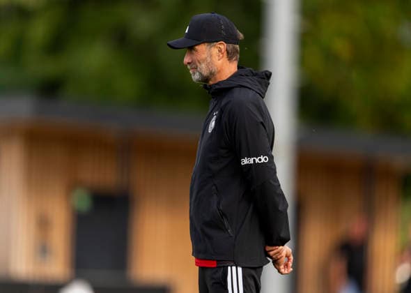 22.09.2026, Fussball DFB-Nationalmannschaft Deutschland, Trainingslager in Herzogenaurach, im Homeground bei ADIDAS, vor den UEFA Nations League Spielen, Bundestrainer Jürgen Klopp (Deutschland) nachdenklich