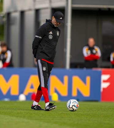 22.09.2026, Fussball DFB-Nationalmannschaft Deutschland, Trainingslager in Herzogenaurach, im Homeground bei ADIDAS, vor den UEFA Nations League Spielen, Bundestrainer Jürgen Klopp (Deutschland) nachdenklich