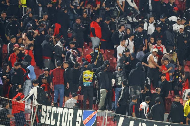Futbol, Audax Italiano vs Colo Colo. Octavos de Final, Copa Chile 2026. Hinchas de Colo Colo son fotografiados durante el partido de ida de la Copa Chile contra Audax Italiano disputado en el estadio Nacional de Santiago, Chile. 22 09 2026 Jonnathan Oyarzun Photosport Football, Audax Italiano vs Colo Colo. Round of 16, 2026 Copa Chile Championship. Colo Colo™s fans are pictured during the first leg of Copa Chile Championship match against Audax Italiano at Nacional stadium in Santiago, Chile. 22 09 2026 Jonnathan Oyarzun Photosport Audax Italiano vs Colo Colo, Copa Chile 2026 