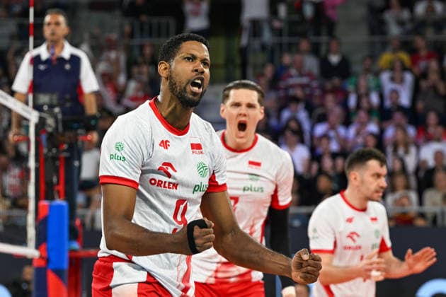 Poland And Germany Battle For Semifinal Spot At EuroVolley 2026 SOFIA, BULGARIA - SEPTEMBER 22: Wilfredo Leon ( 9) of Poland celebrates intensely alongside teammate Bartlomiej Lemanski ( 7) after winning a fierce rally against Germany during the quarterfinals of the CEV Enel EuroVolley 2026 Men at Arena 8888 Sofia on September 22, 2026. Sofia Bulgaria  Copyright: xArturxWidakx originalFilename:widak-polandan260922_npaXP.jpg