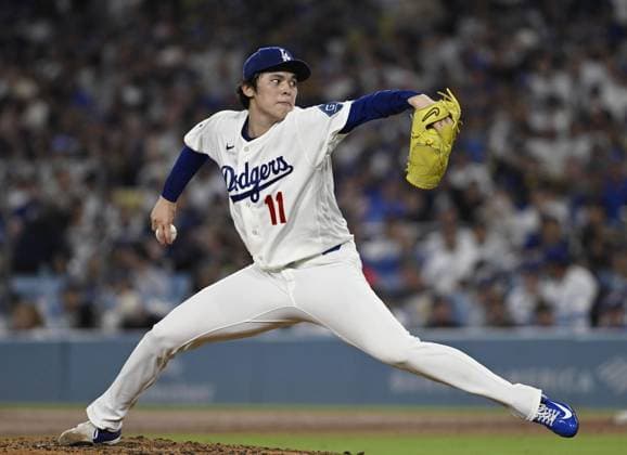 Baseball: Padres vs. Dodgers Los Angeles Dodgers right-hander Roki Sasaki pitches in the fourth inning of a baseball game against the San Diego Padres at Dodger Stadium in Los Angeles on Sept. 22, 2026.  A14AA0005628351P