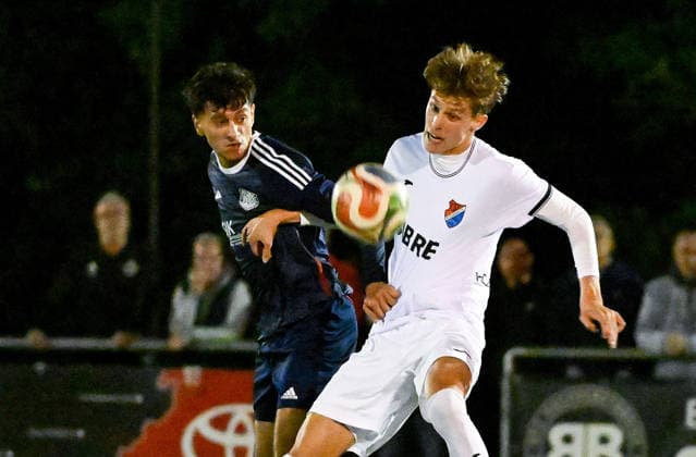 22.09.2026, xpsx, Fussball Hessenpokal Achtelfinale, Germania Doernigheim - TSV Steinbach Haiger v.l. Anas Charkaoui (Dörnigheim), Levin Müller (Steinbach) Maintal Hessen Deutschland (DEU)