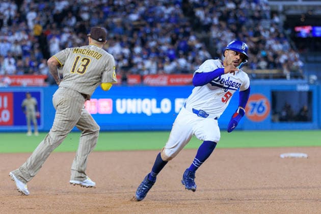 September 22, 2026, Los Angeles, California, USA: Mookie Betts 50 of the Los Angeles Dodgers runs home to score on a single by Freddie Freeman 5 in the fourth inning during a regular-season MLB, Baseball Herren, USA game against the San Diego Padres on Tuesday September 22, 2026 at Dodger Stadium in Los Angeles, California. Dodgers defeat Padres, 7-0. JAVIER ROJAS PI Los Angeles USA - ZUMAp124 20260922_zaa_p124_008 Copyright: xJavierxRojasx