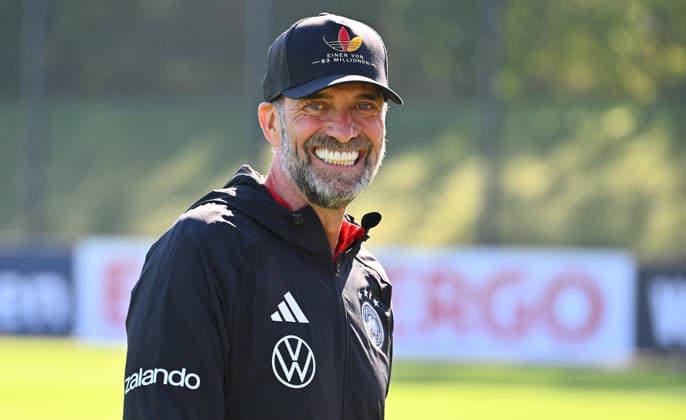23.09.2026 - Fussball - DFB Deutscher Fussball Bund - Nationalmannschaft Nationalteam Deutschland - Training - - xwoxzix - Jürgen Klopp ( Bundestrainer Deutschland ) happy