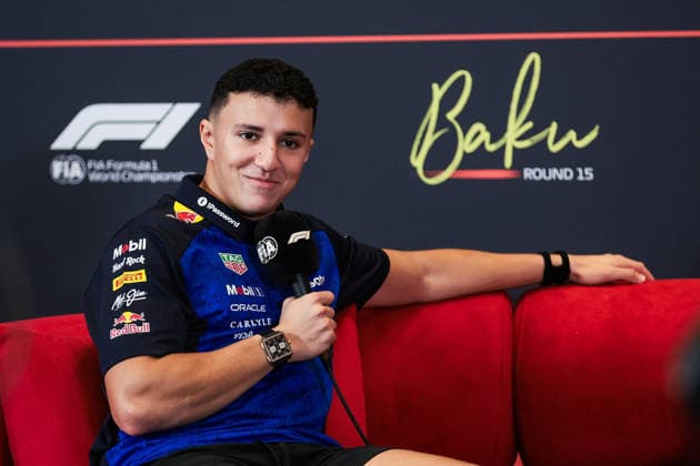 F1 - AZERBAIJAIN GRAND PRIX 2026 HADJAR Isack (fra), Red Bull Racing Ford RB22, portrait press conference, PK, Pressekonferenz during the 2026 Formula 1 Azerbaijan Grand Prix, 15th round of the 2026 Formula One World Championship, WM, Weltmeisterschaft from September 24 to 26, 2026 on the Baku City Circuit, in Baku, Azerbaijan - BakuAzerbaijan Copyright: xEricxAlonsox