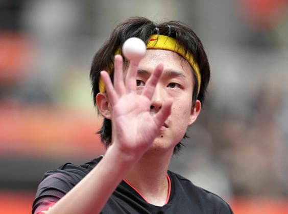 (260923) -- TOYOTA, Sept. 23, 2026 -- Wang Chuqin of China reacts against Lin Yun-ju of Chinese Taipei during the men s team semifinal match between China and Chinese Taipei at the 20th Asian Games Aichi-Nagoya 2026 in Toyota of Aichi Prefecture, Japan, Sept. 23, 2026. ) (SP)JAPAN-TOYOTA-ASIAN GAMES Table tennis, Tischtennis MEN S TEAM-SEMIFINAL-CHN VS TPE CheongxKamxKa 