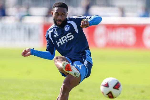 23.09.2026, Fussball, Training des FC Schalke 04. Moussa Sylla (FC Schalke 04) Gelsenkirchen Trainingsgelände FC Schalke 04 NRW Deutschland xRHR-FOTO YYx Copyright: RHR-FOTOx RHR-FOTO YY