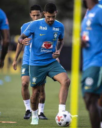 BRISBANE, AUSTRALIA, SEPTEMBER 23: Bruno Guimaraes of Brazil during a Brazilian national team, Nationalteam (Seleção Brasileira) training session at the Ballymore Stadium Annex in Brisbane, Australia. (Photo by Ricardo Noigueira Sports Press Photo) Copyright: xRicardoxNogueira SportsxPressxPhotox Sportspressphoto_SPR237552