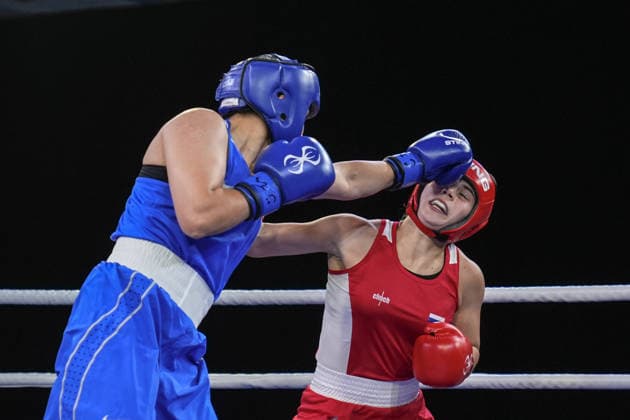 2026 European Boxing Championships SOFIA, BULGARIA - SEPTEMBER 23: Busenaz Surmeneli of Turkiye (blue) in action against Nadezhda Golubeva of Russia (red) during the Women s 70kg category match at the 2026 European Boxing Championships held at the Asics Arena in Sofia, Bulgaria, on September 23, 2026. Osmancan Gurdogan Anadolu Sofia Bulgaria. Editorial use only. Please get in touch for any other usage.  Copyright: x2026xAnadoluxOsmancanxGurdoganx