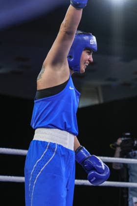 2026 European Boxing Championships SOFIA, BULGARIA - SEPTEMBER 23: Busenaz Surmeneli of Turkiye (blue) in action against Nadezhda Golubeva of Russia (red) during the Women s 70kg category match at the 2026 European Boxing Championships held at the Asics Arena in Sofia, Bulgaria, on September 23, 2026. Osmancan Gurdogan Anadolu Sofia Bulgaria. Editorial use only. Please get in touch for any other usage.  Copyright: x2026xAnadoluxOsmancanxGurdoganx