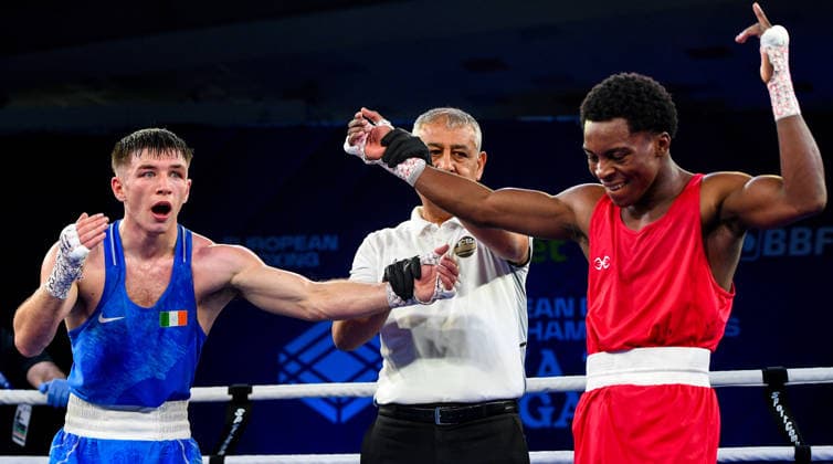 2026 European Boxing Elite Championships, Asics Arena Sports Hall, Sofia, Bulgaria 23 9 2026 Men s 60kg Quarter-Final Cuba™s Ewart AndrÃ Ewart AndrÃ s Marin Hernandez is declared as the winner against Jude Gallagher 23 9 2026  Copyright: xx VD5_4587