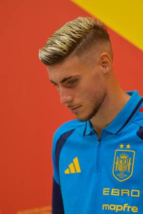 ESP: press conference, PK, Pressekonferenz Roberto Fernandez Roberto Fernandez of Spanish national football team attends his press conference, PK, Pressekonferenz ahead of the UEFA Nations League 2026 27 matches against Croatia, England and Czech Republic on September 23, 2026, in Las Rozas, Madrid, Spain. Copyright: xAgenciaxLOFx