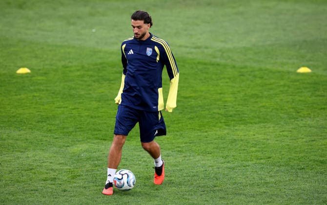 Kosovo Squad Training & press conference, PK, Pressekonferenz Fadil Vokrri Stadium, Pristina, Kosovo 23 9 2026 Leon Avdullahu Leon Avdullahu 23 9 2026  Copyright: xx RB1_2788