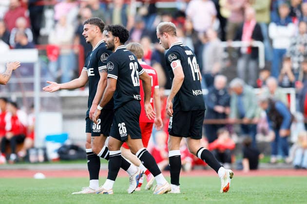 Fußball Testspiel SV Schermbeck - Rot-Weiss Essen am 23.09.2026 In der Volksbank-Arena in Schermbeck Torjubel Rot-Weiss Essen