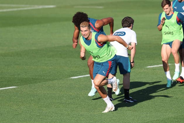 Lisbon, Portugal - September 23: Cristiano Ronaldo (Portugal) warm-Up during the Training Team Portugal before the UEFA Nations League 2026 27 League Phase Matchday 1 match between Portugal and Wales at Estadio Jose Alvalade in Lisbon, Portugal Copyright: HMBxMedia JoaquimxFerreira