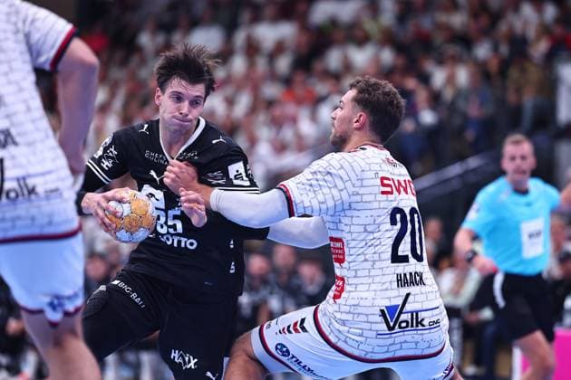 Domen Makuc (THW Kiel, 35) im Zweikampf mit Leif Haack (TV Huettenberg, 20) GER, TV Huettenberg vs THW Kiel, Handball, DHB-Pokal, 2. Runde, Spielzeit 2026 2027, 23.09.2026 GER, TV Huettenberg vs THW Kiel, Handball, DHB-Pokal, 2. Runde, Spielzeit 2026 2027, 23.09.2026 Wetzlar Copyright: xEibner-Pressefoto RenexWeissx EP_RWS