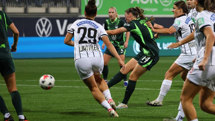 VfL vs. Graz, EL Quali Frauen, Wolfsburg, 23.09.2026, Fußball, Frauen, VfL Wolfsburg vs. SK Sturm Graz, UEFA Women s Europa Cup Qualifikation, 2. Runde, Saison 2026 2027: Smilla Vallotto (VfL Wolfsburg) schießt Tor zum 3:0 AOK Stadion Niedersachsen Deutschland