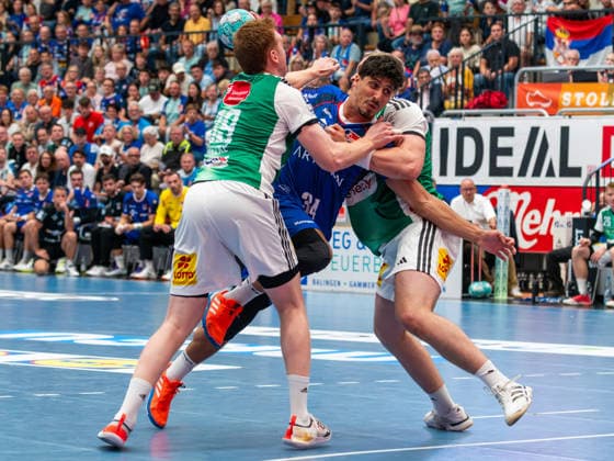 Yonatan Dayan (HBW Balingen-Weilstetten 34), Lukas Stutzke (TSV Hannover-Burgdorf 39), HBW Balingen-Weilstetten vs. TSV Hannover-Burgdorf, Handball, DHB-Pokal, 2. Runde, Saison 2026 2027, 23.09.2026, HBW Balingen-Weilstetten vs. TSV Hannover-Burgdorf, Handball, DHB-Pokal, 2. Runde, Saison 2026 2027, 23.09.2026 Balingen Copyright: xEibner-Pressefoto FlorianxSchustx EP_FSU