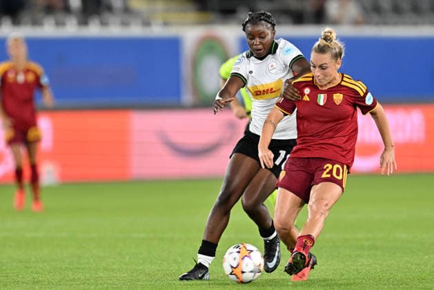 260923 OHL vs AS Roma Kadhiya de Ceuster (16) of OH Leuven Women fighting for the ball with Giada Greggi (20) of Roma during the Uefa Women™s Champions League matchday 1 in the League phase game in season 2026 - 2027 between Oud Heverlee Leuven - OHL and AS Roma on September 23 , 2026 in Leuven, Belgium. (Photo by David Catry Sportpix) Leuven Den Dreef - King Power Flemish Brabant Belgium  Copyright: xSportpix.bex xDavidxCatryxDavidxCatryx