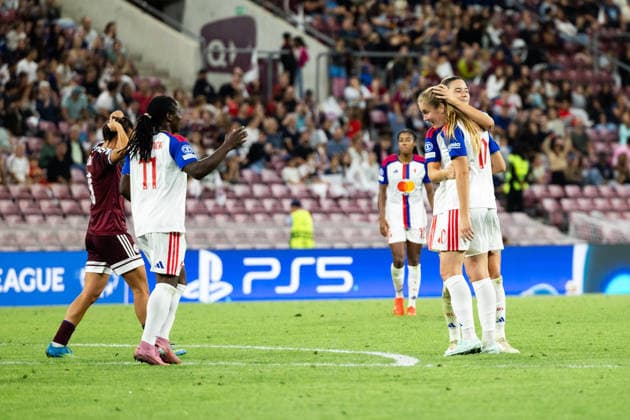 GENEVA, SWITZERLAND, SEPTEMBER 23 : Ines Benyahia of OL Lyonnes celebrates with teammates after scoring her team s eighth goal during the UEFA Women s Champions League 2026 27 League Phase MD1 between Servette FC Chênois féminin and OL Lyonnes at Stade de Genève on September 23, 2026 in Geneva, Switzerland. Copyright: xPaulinexFIGUETx xSPPx Sportspressphoto_SPR237764