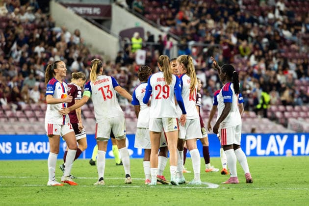 GENEVA, SWITZERLAND, SEPTEMBER 23 : Ines Benyahia of OL Lyonnes celebrates with teammates after scoring her team s eighth goal during the UEFA Women s Champions League 2026 27 League Phase MD1 between Servette FC Chênois féminin and OL Lyonnes at Stade de Genève on September 23, 2026 in Geneva, Switzerland. Copyright: xPaulinexFIGUETx xSPPx Sportspressphoto_SPR237768