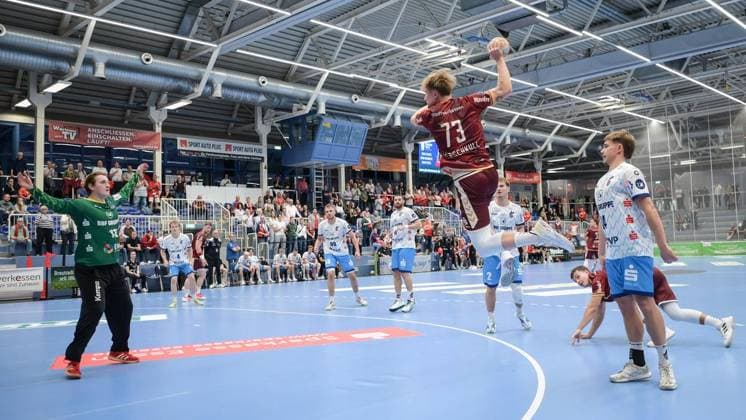 Essen: Tusem Essen - 1. VfL Potsdam ** NUR FÜR REDAKTIONELLE ZWECKE ** EDITORIAL USE ONLY **<p>Filey Werschkull (73, TuSEM Essen) im Spiel Tusem Essen (rot) gegen 1. VfL Potsdam (weiss) am Mittwoch, den 23. September 2026, in der Sporthalle Am Hallo in Essen. Deutschland NRW Essen Copyright: UwexErnst
