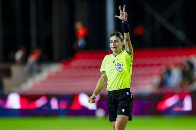 EINDHOVEN , 23-09-2026 , Ten Cate stadium De Herdgang , season 2026 2027 , UEFA Women™s Europa Cup , football , match between PSV and Fortuna Hjorring , picture shows referee Martina Molinaro PSV - Fortuna Hjorring  x207465154x Copyright: