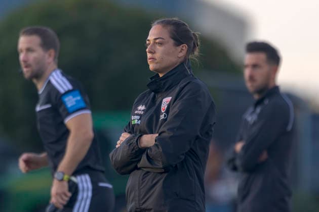 Landsberg, Deutschland 23. September 2026: Toto-Pokal - Bayerischer Landespokal - 2026 2027 - Viertelfinale - TSV 1882 Landsberg gegen FC Ingolstadt 04 Im Bild: Trainerin Sabrina Wittmann (FCI) TSV Sportpark Bayern Copyright: xFotostandx xSchäferx