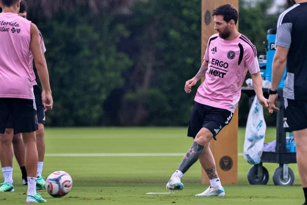 September 23, 2026, Fort Lauderdale, Florida, USA: LIONEL MESSI (10) of Inter Miami CF is seen during an Inter Miami Training Session ahead of a MLS, Fussball Herren, USA game against Columbus Crew. Soccer 2026: Inter Miami FC Training  - ZUMAa257 20260923_zsp_a257_005 Copyright: xChrisxArjoonx