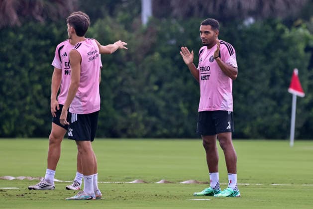 September 23, 2026, Fort Lauderdale, Florida, USA: Inter Miami CF midfielder YANNICK BRIGHT (42) is seen during an Inter Miami Training Session ahead of their MLS, Fussball Herren, USA game against Columbus Crew. Soccer 2026: Inter Miami FC Training  - ZUMAa257 20260923_zsp_a257_007 Copyright: xChrisxArjoonx