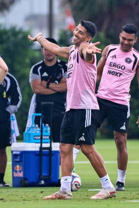 September 23, 2026, Fort Lauderdale, Florida, USA: Inter Miami CF forward LUIS SUAREZ (9) is seen during an Inter Miami Training Session ahead of their MLS, Fussball Herren, USA game against Columbus Crew. Soccer 2026: Inter Miami FC Training  - ZUMAa257 20260923_zsp_a257_010 Copyright: xChrisxArjoonx