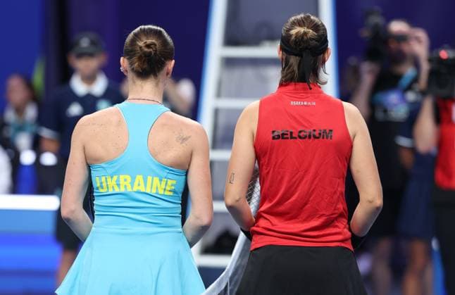 Ukrainian Elina Svitolina and Belgian Greet Minnen pictured at the start of a tennis match between Ukrainian Svitolina and Belgian Minnnen, the second rubber in the tie between Belgium and Ukraine in the Quarter Finals of the Billie King Cup tournament, on Thursday 24 September 2026 in Shenzhen, China. VIRGINIExLEFOUR  x187641604x