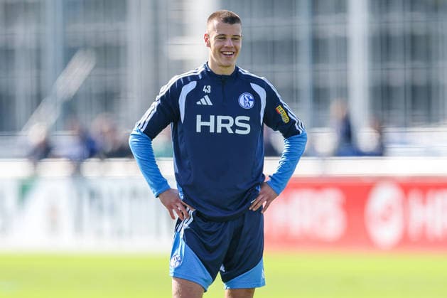23.09.2026, Fussball, Training des FC Schalke 04. Magnus Rösner (FC Schalke 04) Gelsenkirchen Trainingsgelände FC Schalke 04 NRW Deutschland xRHR-FOTO YYx Copyright: RHR-FOTOx RHR-FOTO YY
