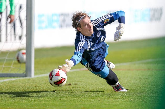 23.09.2026, Fussball, Training des FC Schalke 04. Torwart Max Weiland (FC Schalke 04 U23) Gelsenkirchen Trainingsgelände FC Schalke 04 NRW Deutschland xRHR-FOTO YYx Copyright: RHR-FOTOx RHR-FOTO YY