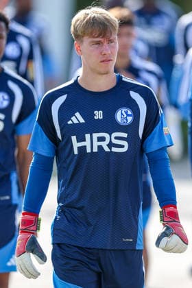 23.09.2026, Fussball, Training des FC Schalke 04. Kyrylo Khadasevych (U19 Schalke) Gelsenkirchen Trainingsgelände FC Schalke 04 NRW Deutschland xRHR-FOTO YYx Copyright: RHR-FOTOx RHR-FOTO YY