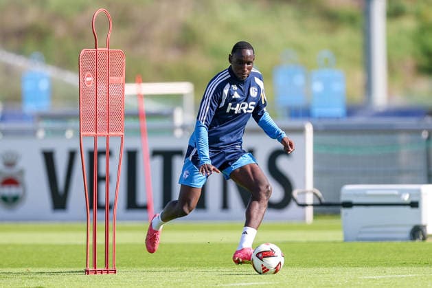 23.09.2026, Fussball, Training des FC Schalke 04. Jean-Paul Ndiaye (U23 Schalke04 19) Gelsenkirchen Trainingsgelände FC Schalke 04 NRW Deutschland xRHR-FOTO YYx Copyright: RHR-FOTOx RHR-FOTO YY