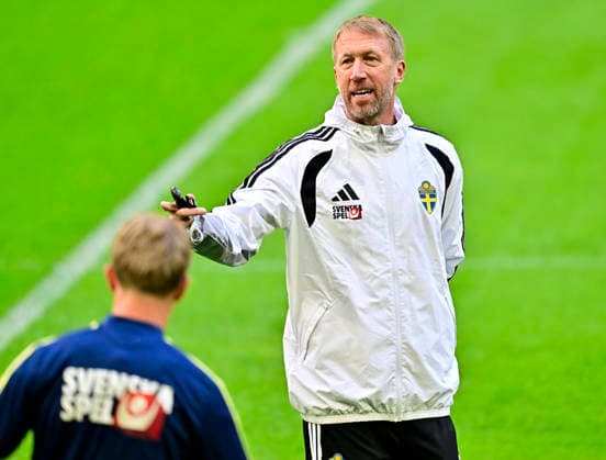 STOCKHOLM 20260924 Förbundskapten Graham Potter under dagens landslagsträning pa Strawberry Arena inför fredagens inledande gruppspelsmatch i Nations League mot Bosnien-Hercegovina. STOCKHOLM SVERIGE x10030x