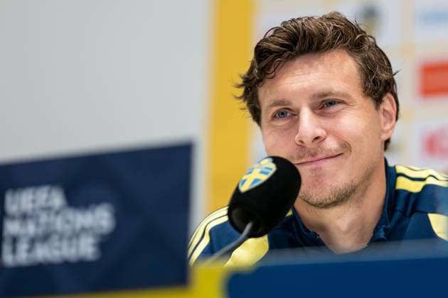 260924 Victor Nilsson Lindelöf of the Swedish men s national football team at a press conference, PK, Pressekonferenz on September 24, 2026 in Stockholm. Photo: Jesper Zerman BILDBYRAN kod JZ JZ0759 fotboll football soccer fotball nations league uefa nations league presskonferens press conference sverige sweden sverige a bbeng Copyright: JESPERxZERMAN BB260924JZ042