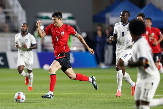 South Korea v Ecuador - International Friendly, Länderspiel, Nationalmannschaft Match Kim Minjae of South Korea plays during an international friendly match presented by Hana Bank between the Republic of Korea and Ecuador at World Stadium in Suwon, South Korea, on September 24, 2026. Suwon GYEONGGI South Korea  Copyright: xSeung-ilxRyux originalFilename:ryu-football260924_npGiI.jpg