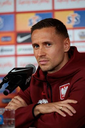 Przemyslaw Frankowski seen during Official press conference, PK, Pressekonferenz and training of Polish National football team before Nations League MD1 game against Bosnia (Maciej Rogowski Ball Raw Images) Warsaw PGE Narodowy Poland Copyright: xMaciejxRogowskix maciejrogowski_24092026-4