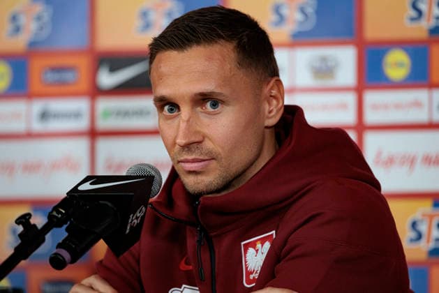 Przemyslaw Frankowski seen during Official press conference, PK, Pressekonferenz and training of Polish National football team before Nations League MD1 game against Bosnia (Maciej Rogowski Ball Raw Images) Warsaw PGE Narodowy Poland Copyright: xMaciejxRogowskix maciejrogowski_24092026-6