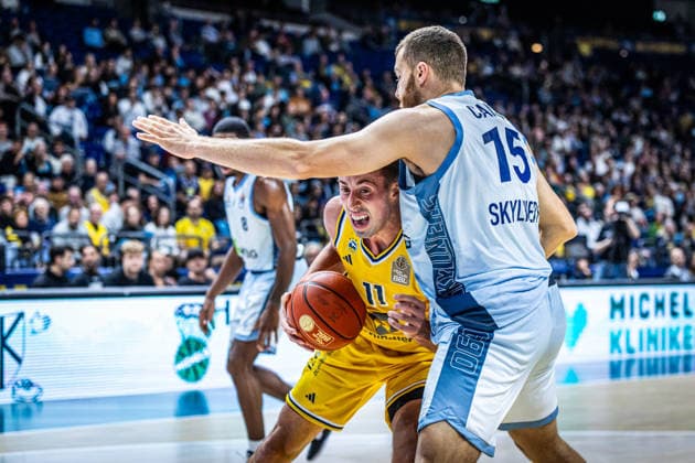 Basketball Berlin 24.09.2026 Saison 2026 2027 EasyCredit BBL 1. Bundesliga Männer, Herren Alba Berlin - Skyliners Frankfurt Joe Wieskamp (Alba Berlin, No.11) Radii Caisin (Frankfurt, No.15)