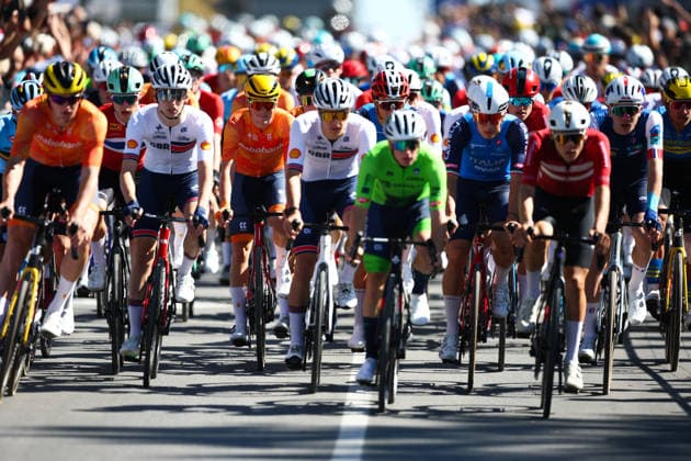 2026 UCI Road World Championships Picture by Vaughn Ridley SWpix.com - 24 09 2026 - Cycling - 2026 UCI Road World Championships - MontrÃ al, Canada - Men Junior Road Race - Netherlands Copyright: x xSWpix.comx(t axPhotographyxHubxLtd)xVaughnxRidley SWpix.comx SWP-3521-2654