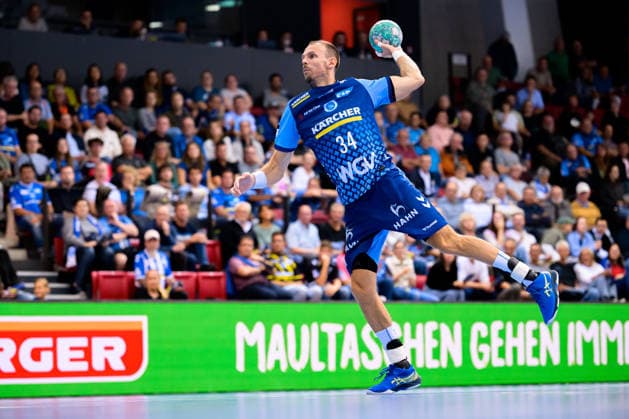 Stuttgart: HBL - 26 27 - DHB-Pokal - TVB Stuttgart - HC Erlangen Kai Häfner Haefner (Stuttgart) Stuttgart Scharrena Baden-Württemberg Deutschland