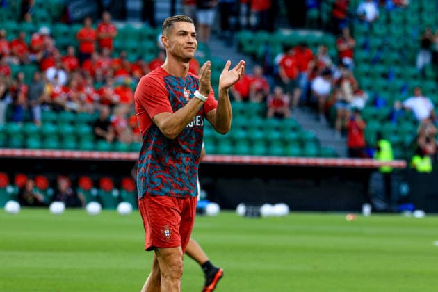 Estadio Jose Alvalde Cristiano Ronaldo forward of Portugal thanks for the support during the UEFA Nations League 2026 27 group phase match between Portugal and Wales at Estadio Jose Alvalade on September 24, 2026 in Lisbon, Portugal. Portugal v Wales - UEFA Nations League 2026 27 Group A4 MD1 (Valter Gouveia SPP) Copyright: xValterxGouveia SPPx spp-en-VaGo-VG_L2273