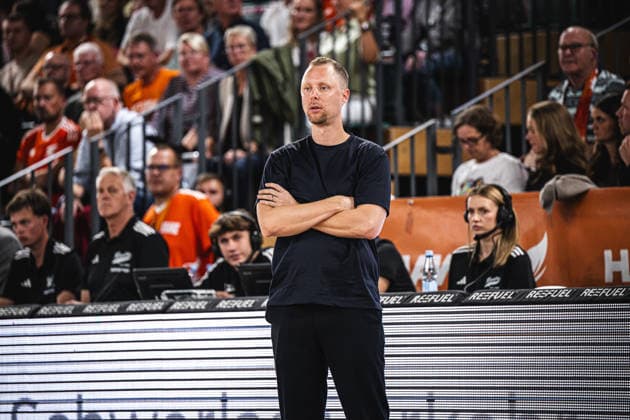 1. Basketball Bundesliga, easyCredit BBL, Saison 2026 2027, Herren, Hauptrunde, 2. Spieltag, 24.09.2026, RASTA Vechta - Bamberg Baskets Christian Held (Head-Coach - RASTA Vechta) während der Partie Vechta RASTA Dome Niedersachsen Deutschland