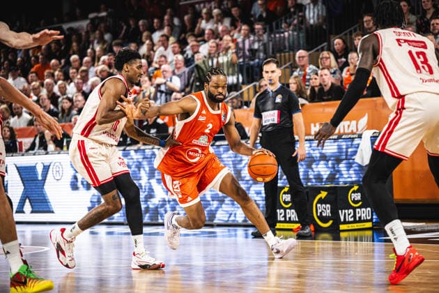 1. Basketball Bundesliga, easyCredit BBL, Saison 2026 2027, Herren, Hauptrunde, 2. Spieltag, 24.09.2026, RASTA Vechta - Bamberg Baskets Llyod Pandy ( 2 - RASTA Vechta) in Aktion Vechta RASTA Dome Niedersachsen Deutschland